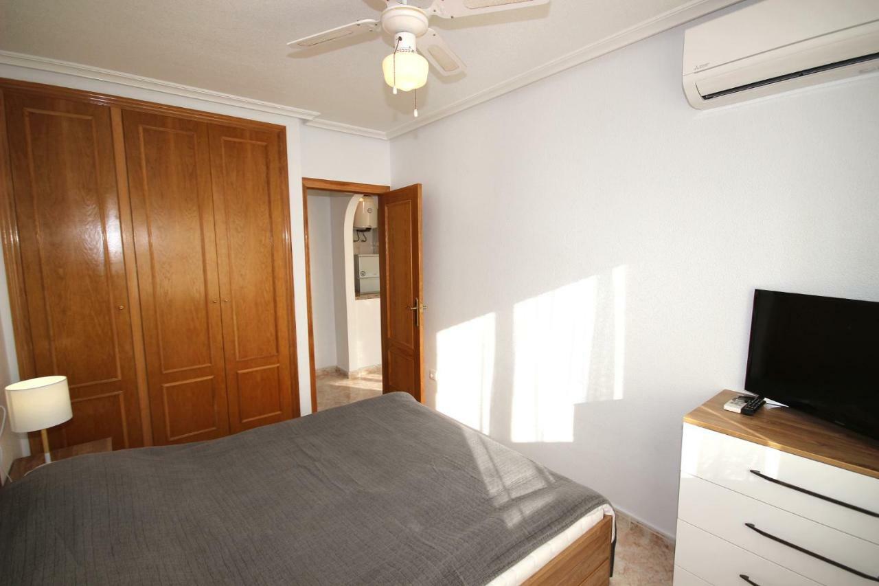 Apartment In La Mata Eneas 6 Torrevieja Esterno foto